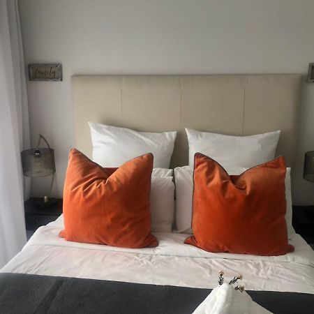 Luxurious Waterfall 1 Bedroom Condo With Free Uncapped Wifi Midrand Εξωτερικό φωτογραφία