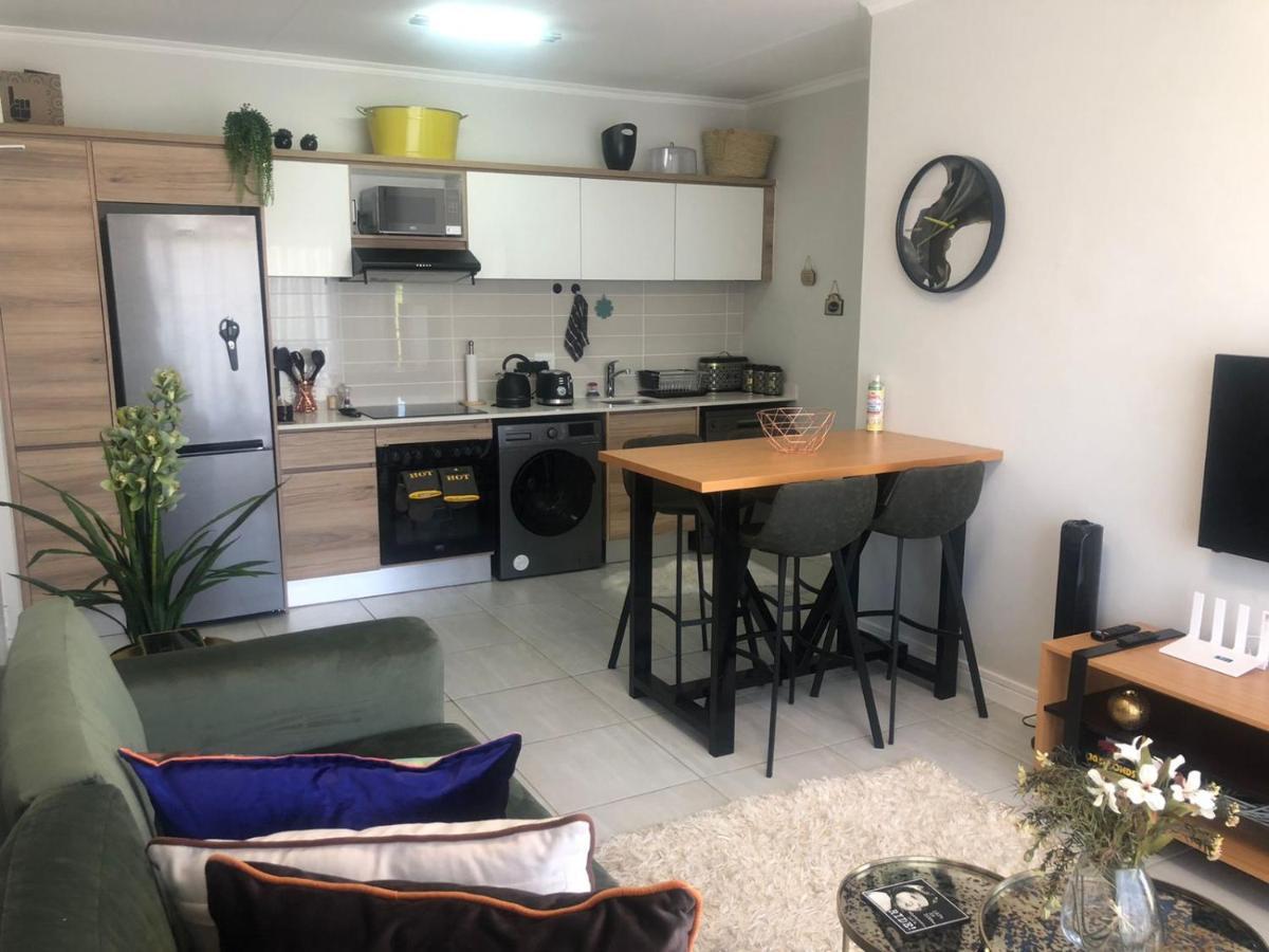 Luxurious Waterfall 1 Bedroom Condo With Free Uncapped Wifi Midrand Εξωτερικό φωτογραφία